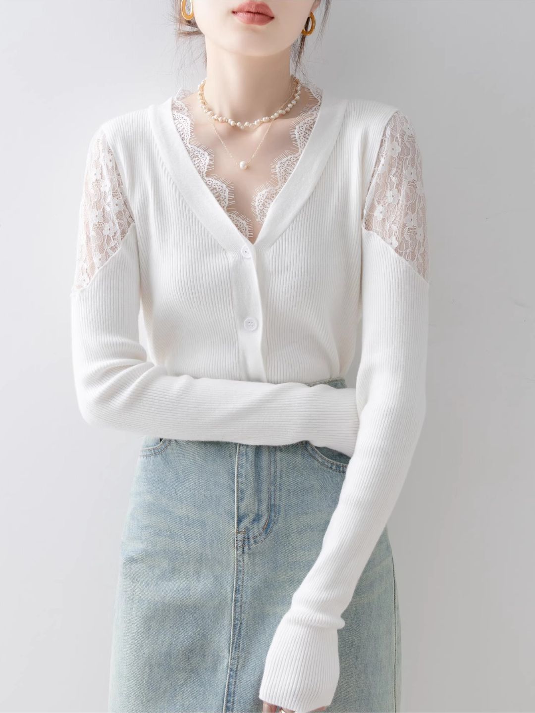 Slim Off-shoulder Lace Knitted Top