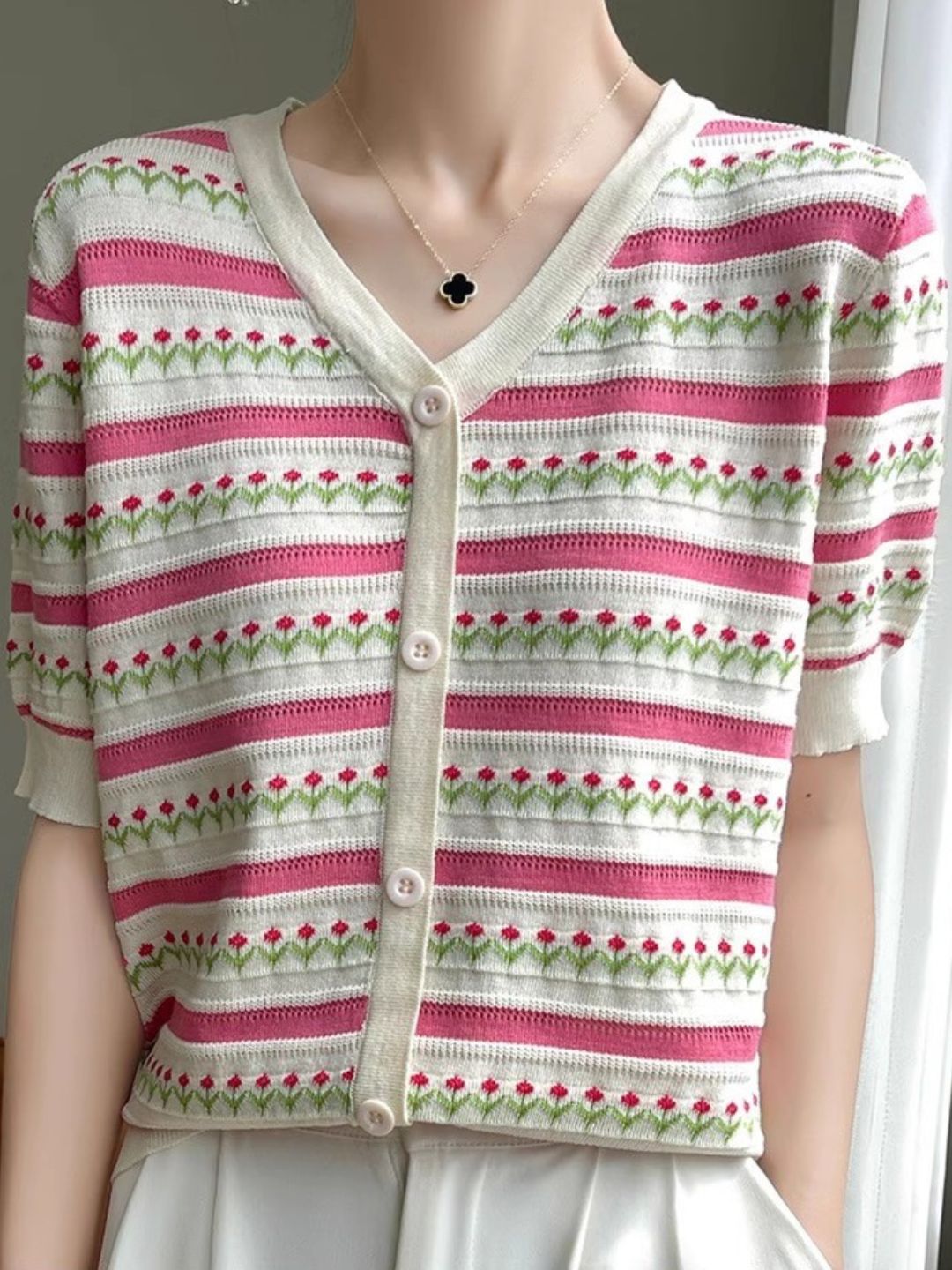 V-neck Short-sleeved Striped T-shirt