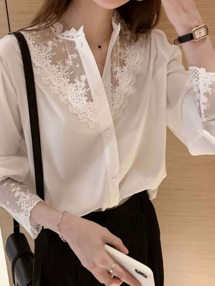 Embroidered Lace Bottoming Shirt