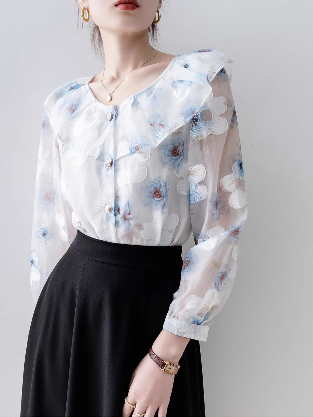 Round Neck Floral Long Sleeve Shirt