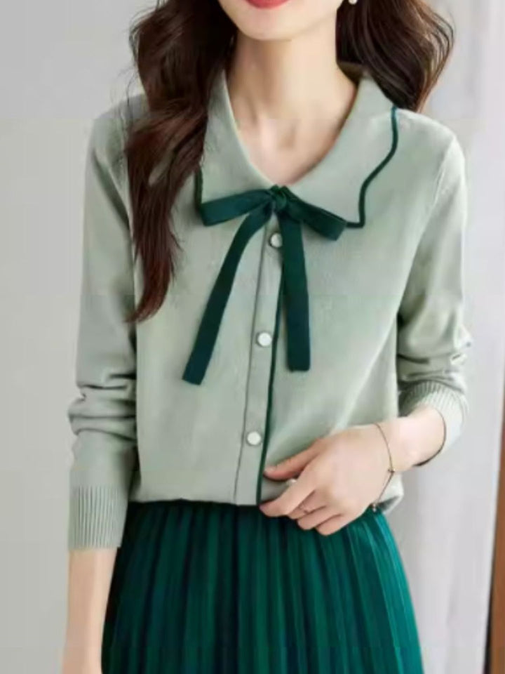 Doll Collar Contrast Bow Sweater