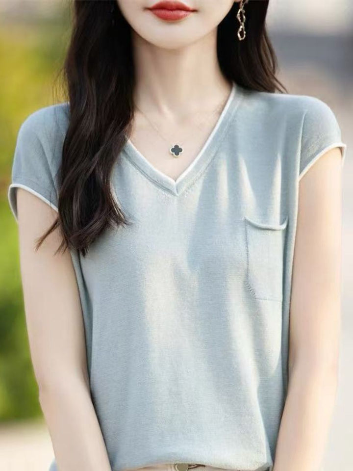 Loose V-Neck Knitted Contrast Top