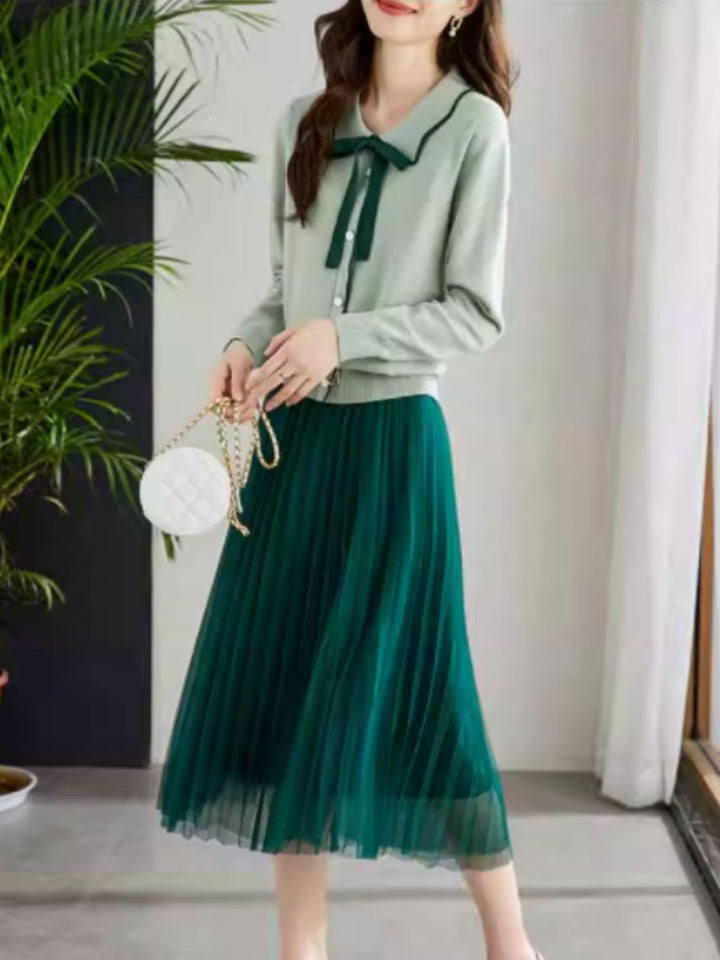 Doll Collar Contrast Bow Sweater