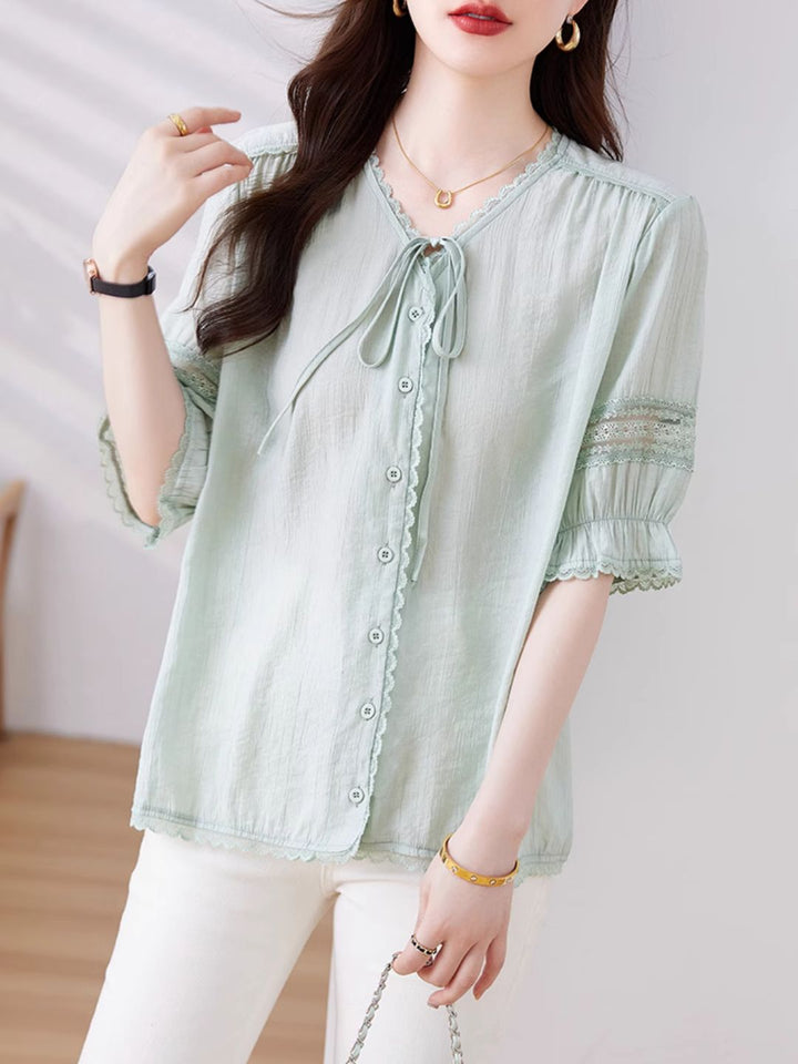 Chic Hollow V-neck Shirt