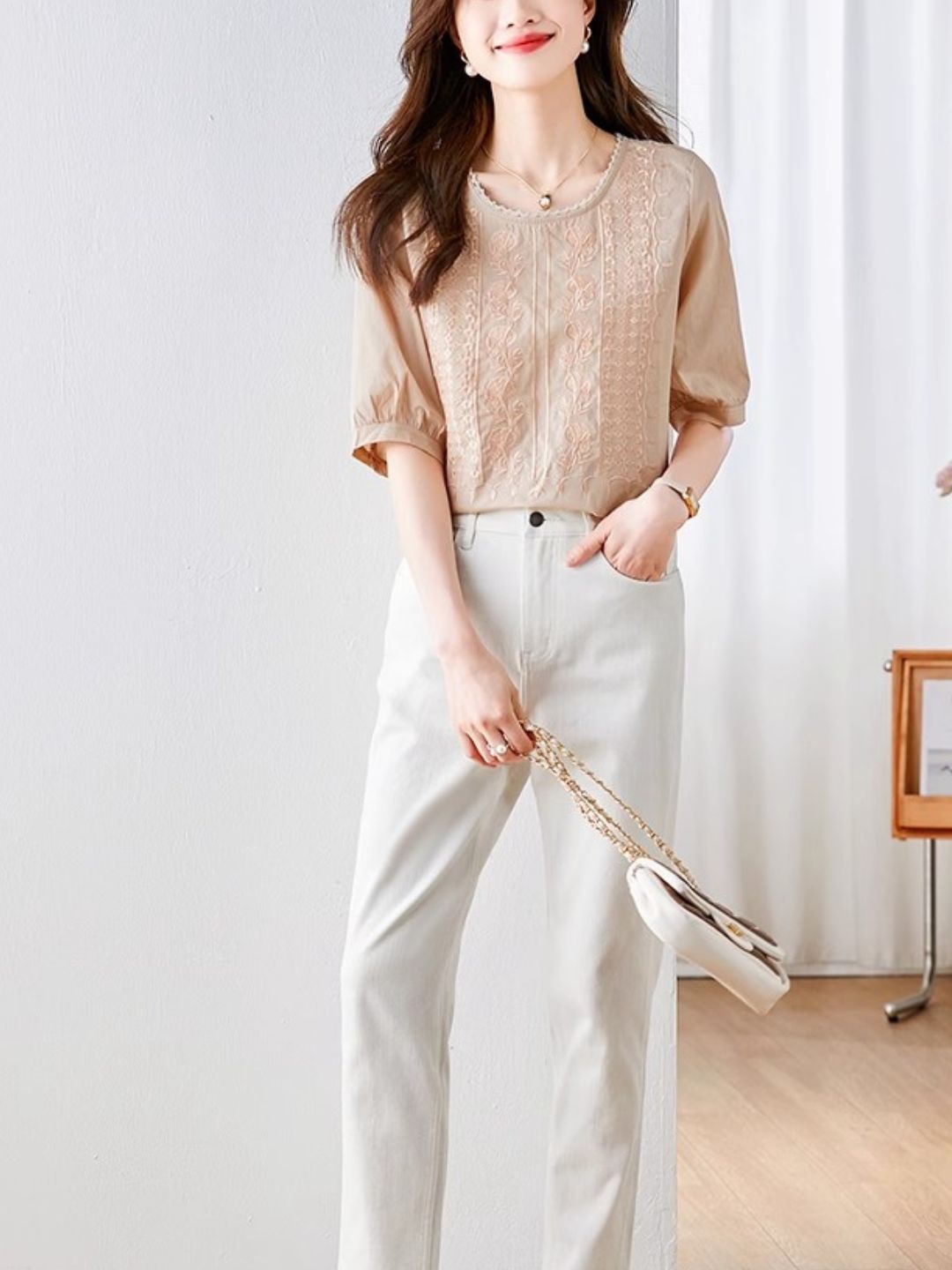 Temperament Embroidered Top