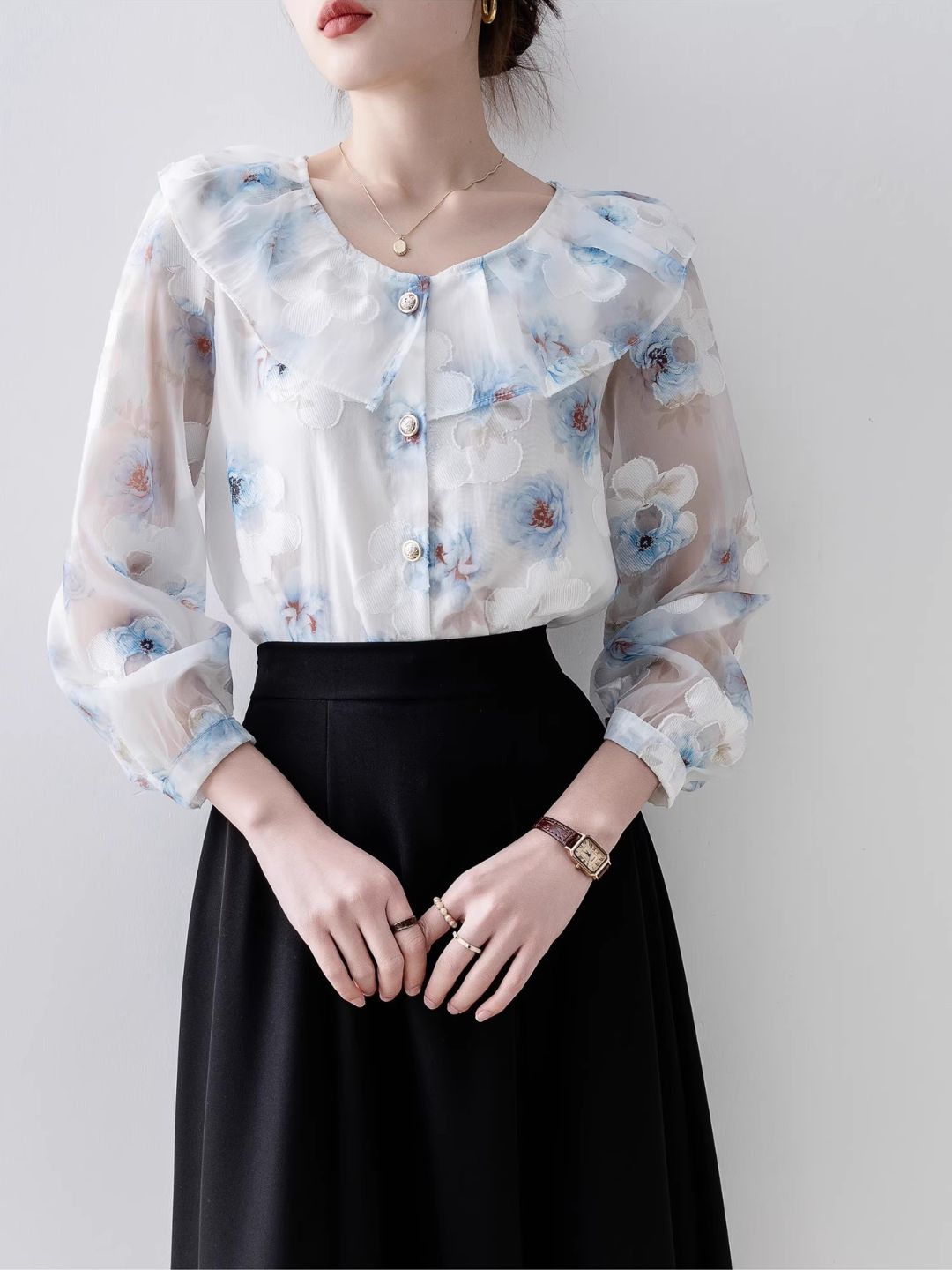 Round Neck Floral Long Sleeve Shirt