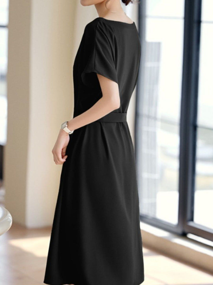 Classic Solid Color Waist Commuter Dress