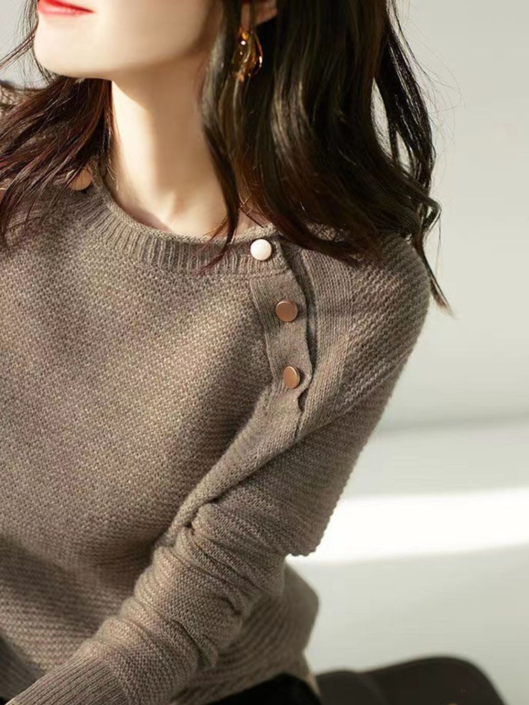 Retro Fashion Metal Button Sweater - Grey