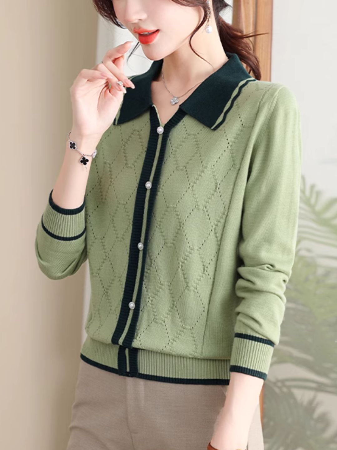 Classic Lapel Knitted Sweater - Green