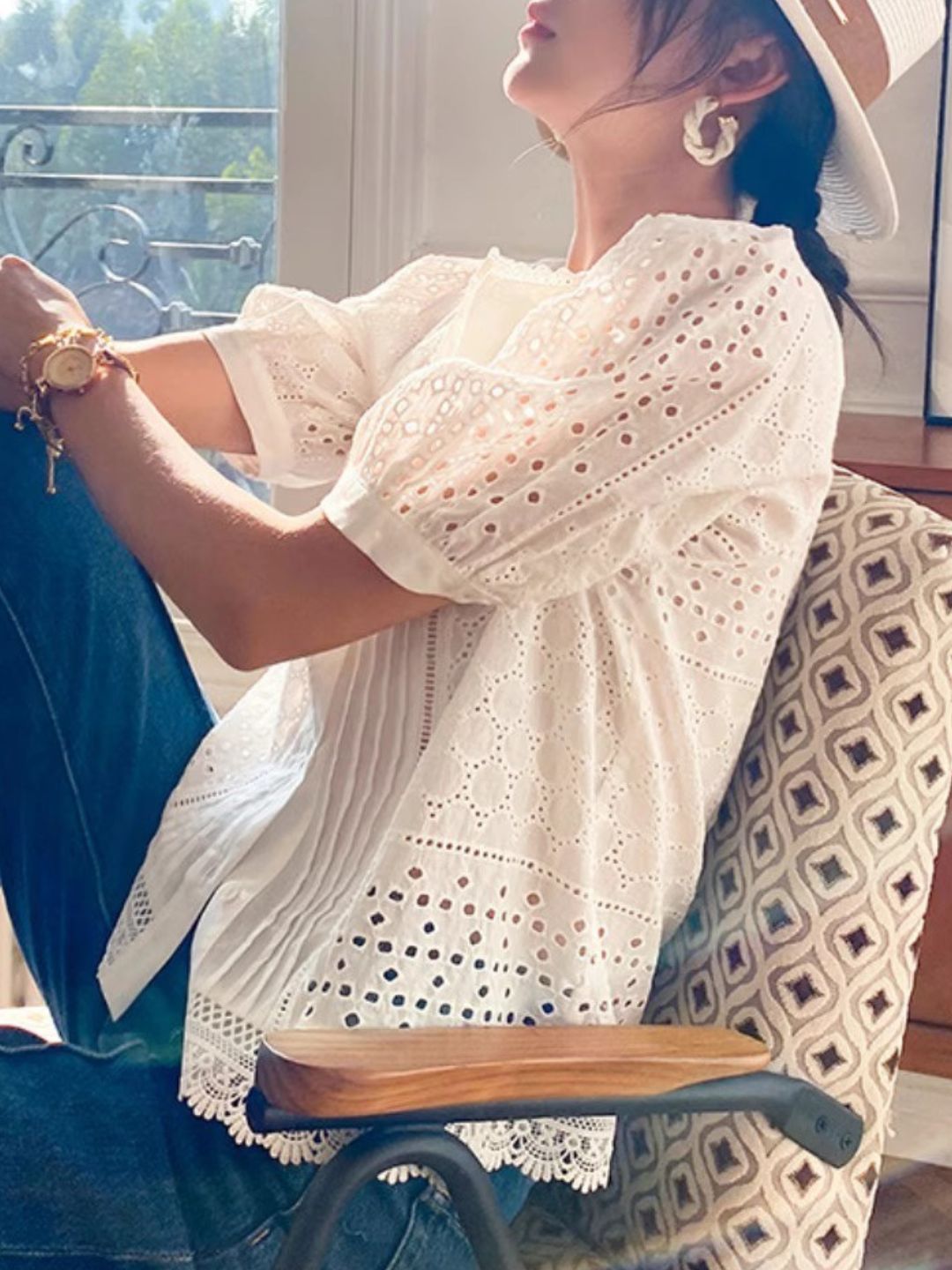 Lace Mid-Sleeve Elegant Hollow Shirt