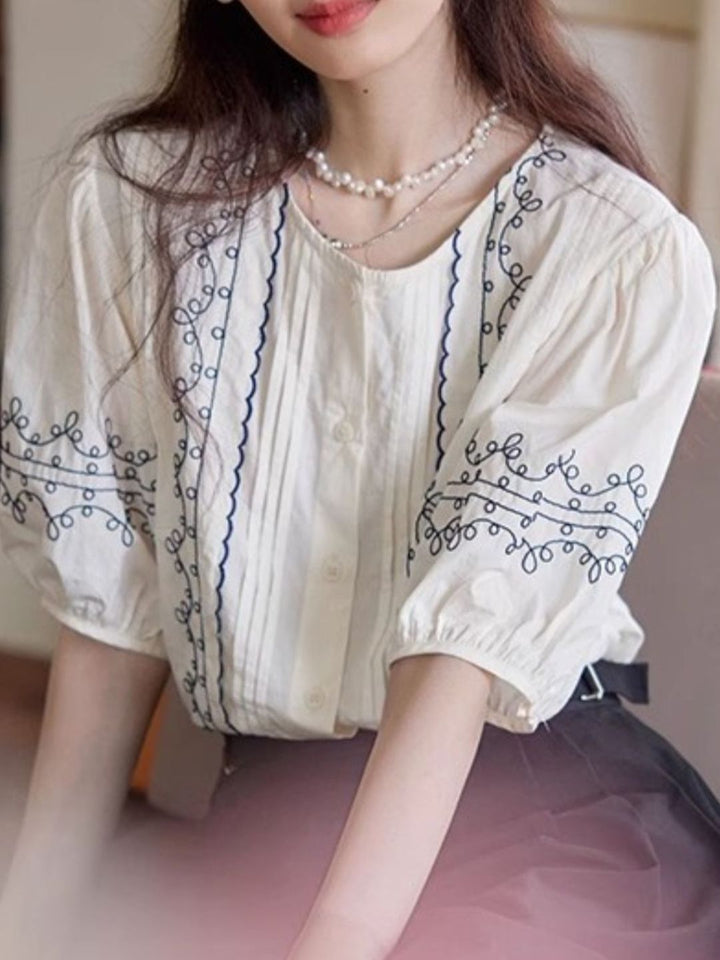 Crew Neck Embroidered Short Sleeve Shirt