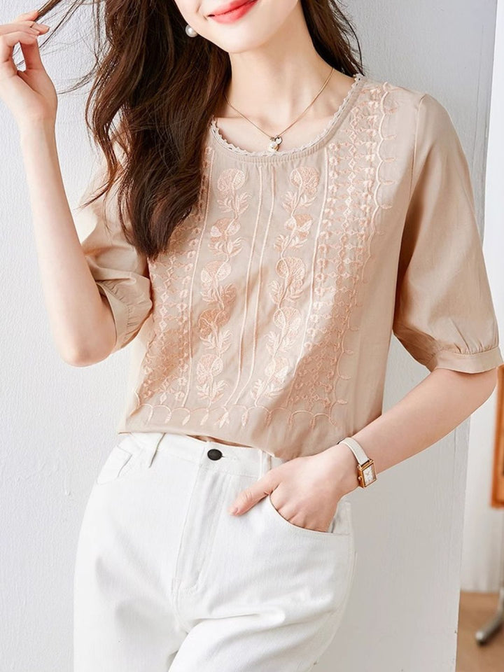 Temperament Embroidered Top