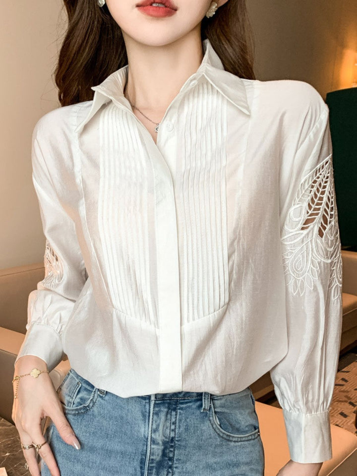 Loose Embroidered White Shirt