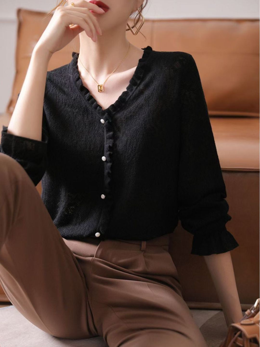 Hollow Fungus Lace V-Neck Top - Black