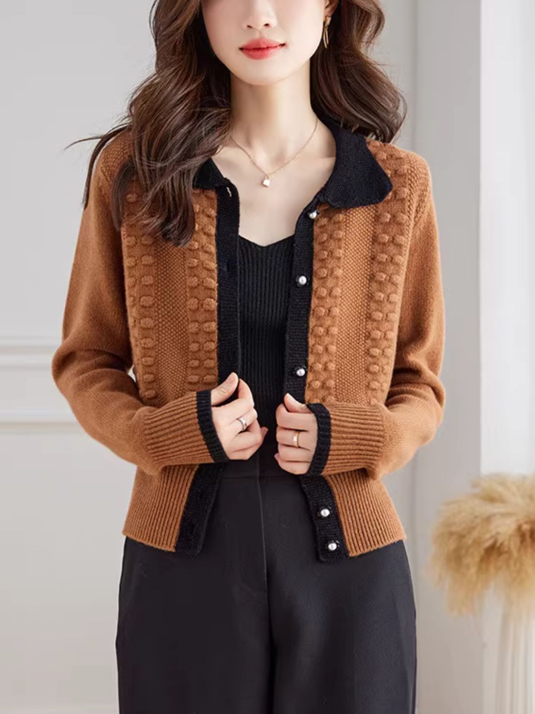 Retro Lapel Contrasting Knitted Cardigan