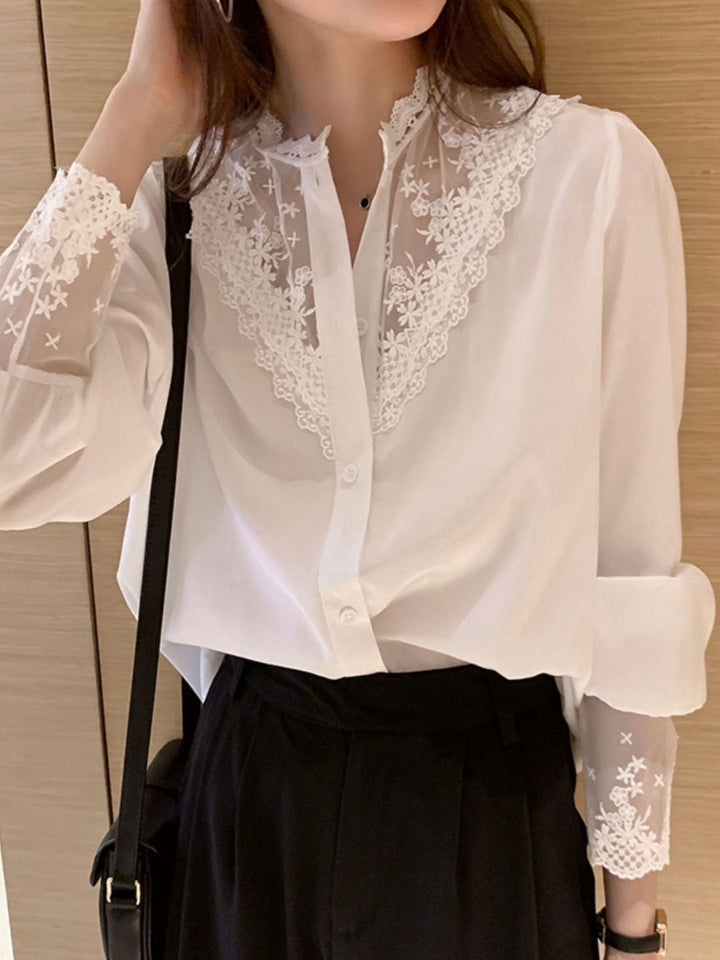 Embroidered Lace Bottoming Shirt