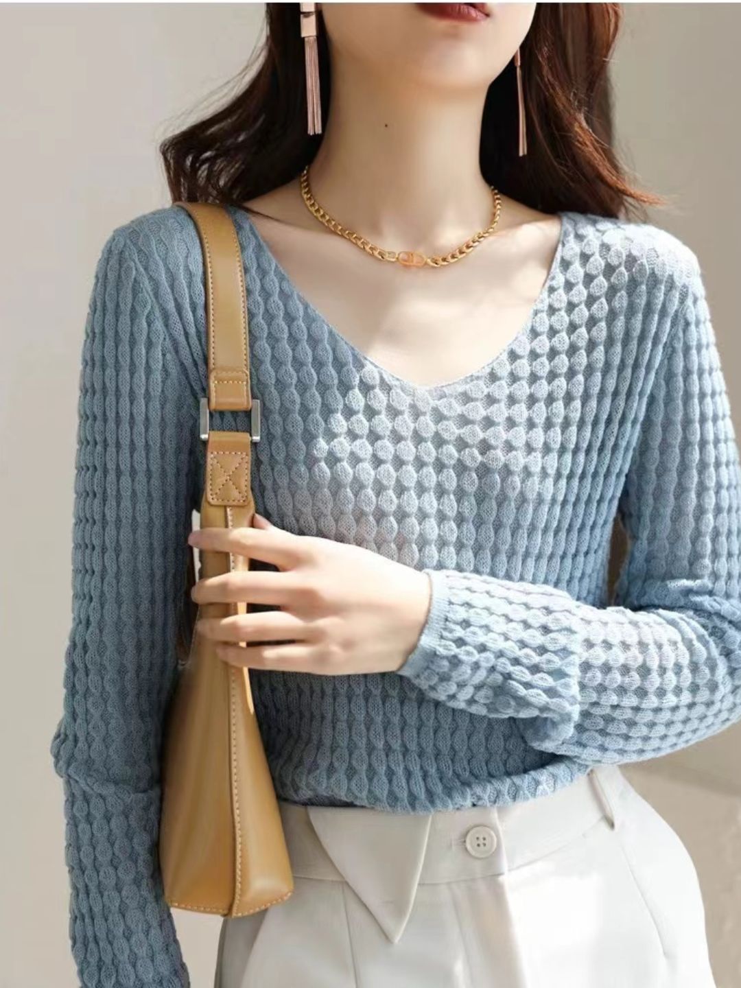Loose V-Neck Knitted Top