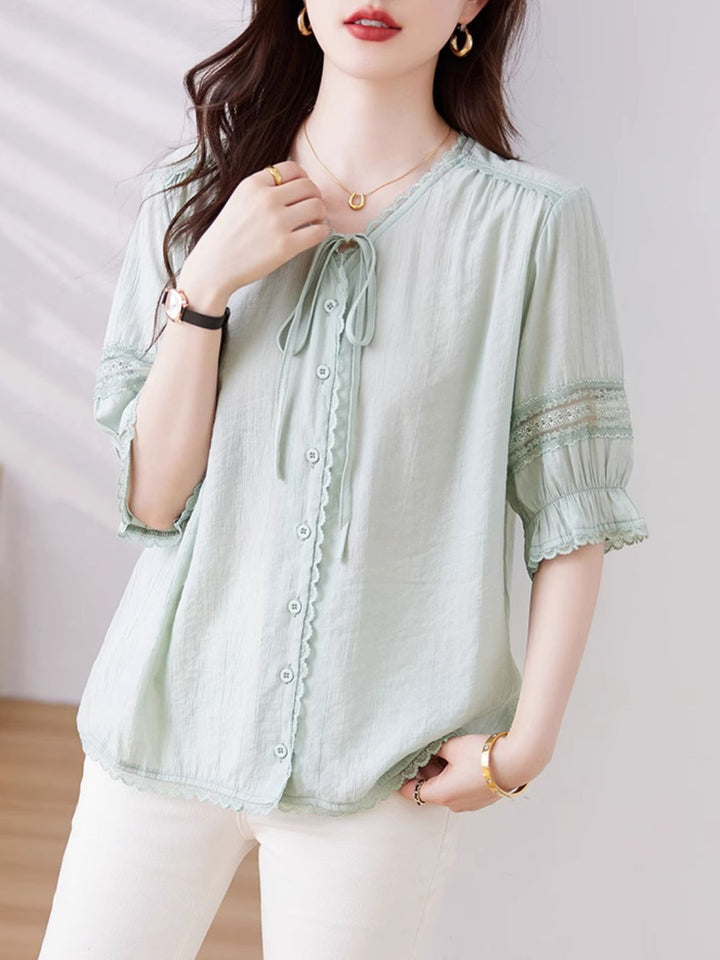 Chic Hollow V-neck Shirt