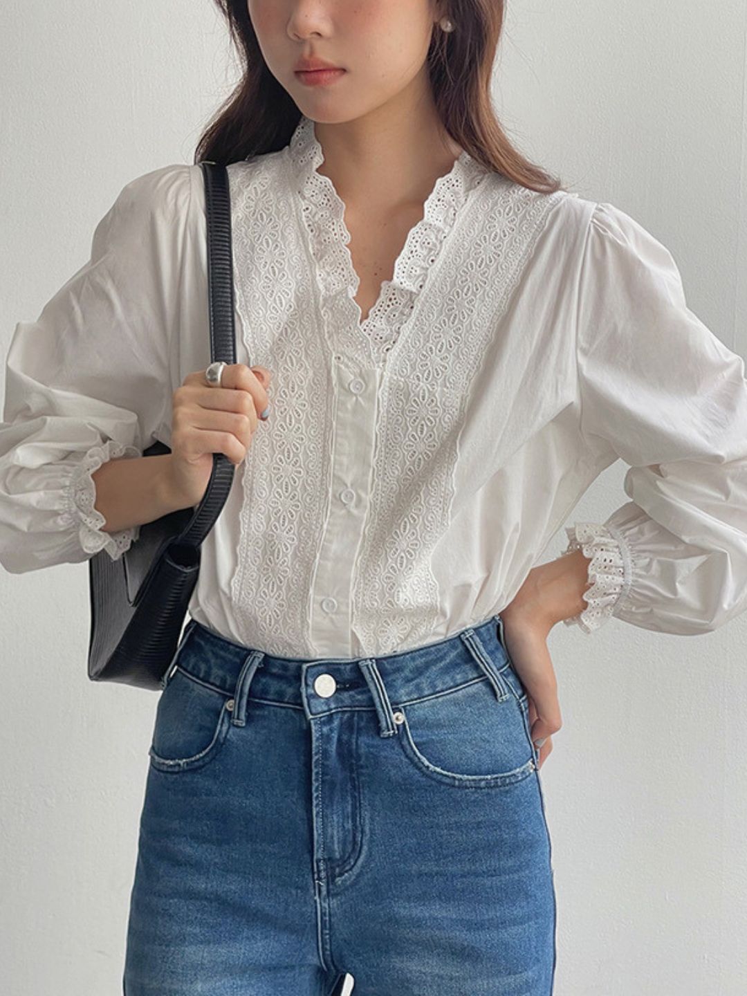 Lace Loose V-Neck Shirt