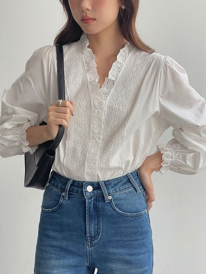 Lace Loose V-Neck Shirt