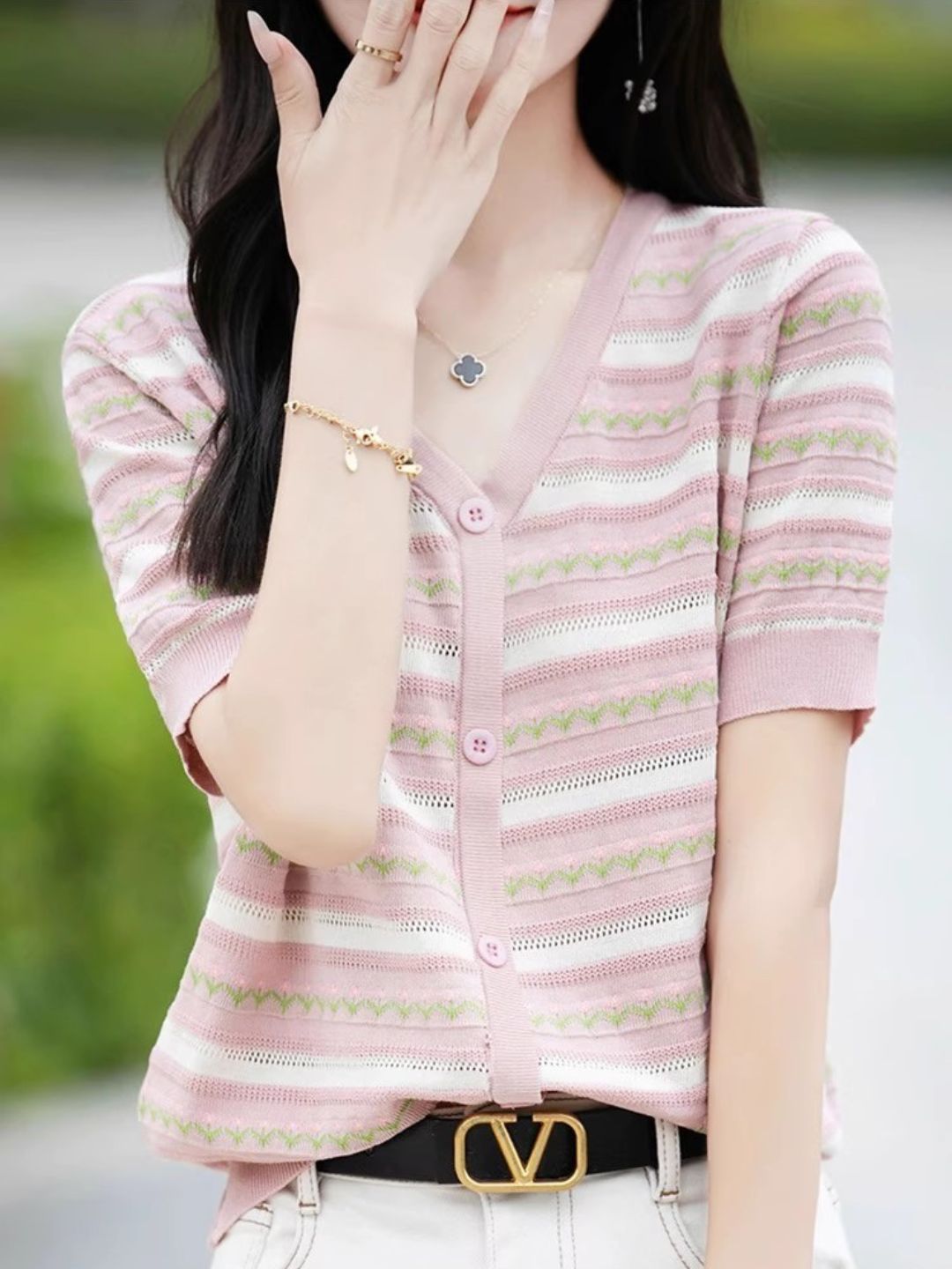 V-neck Short-sleeved Striped T-shirt