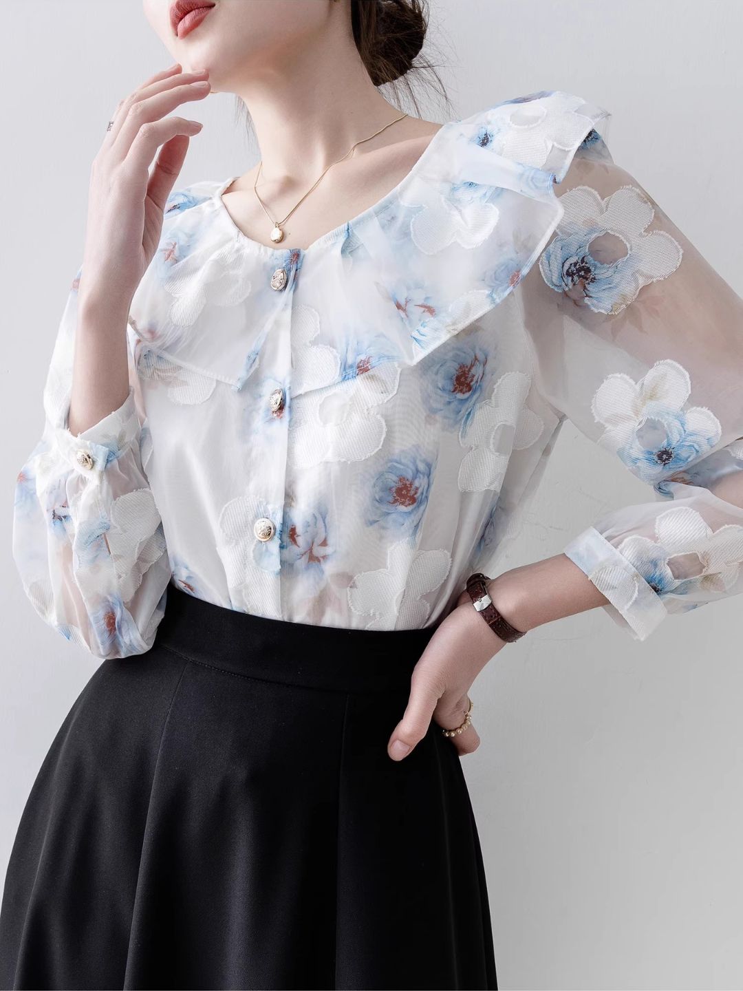 Round Neck Floral Long Sleeve Shirt