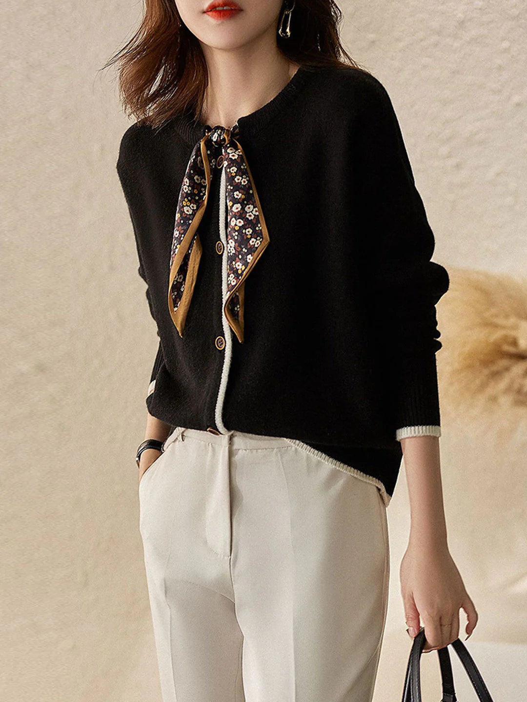 Vintage Crew Neck knitted Cardigan