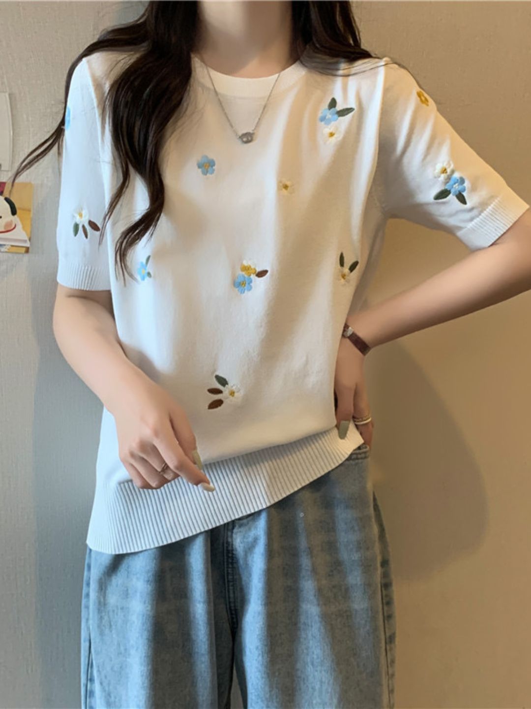 Crew Neck Embroidered Knitted Short Sleeves - Pink