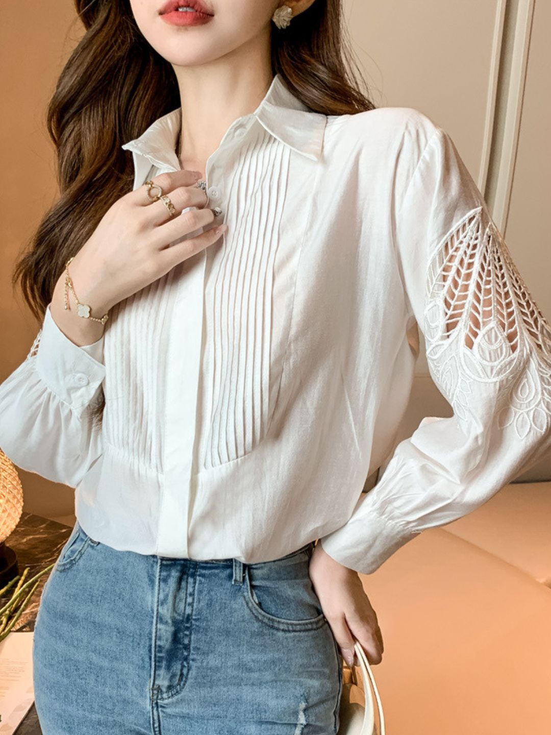 Loose Embroidered White Shirt