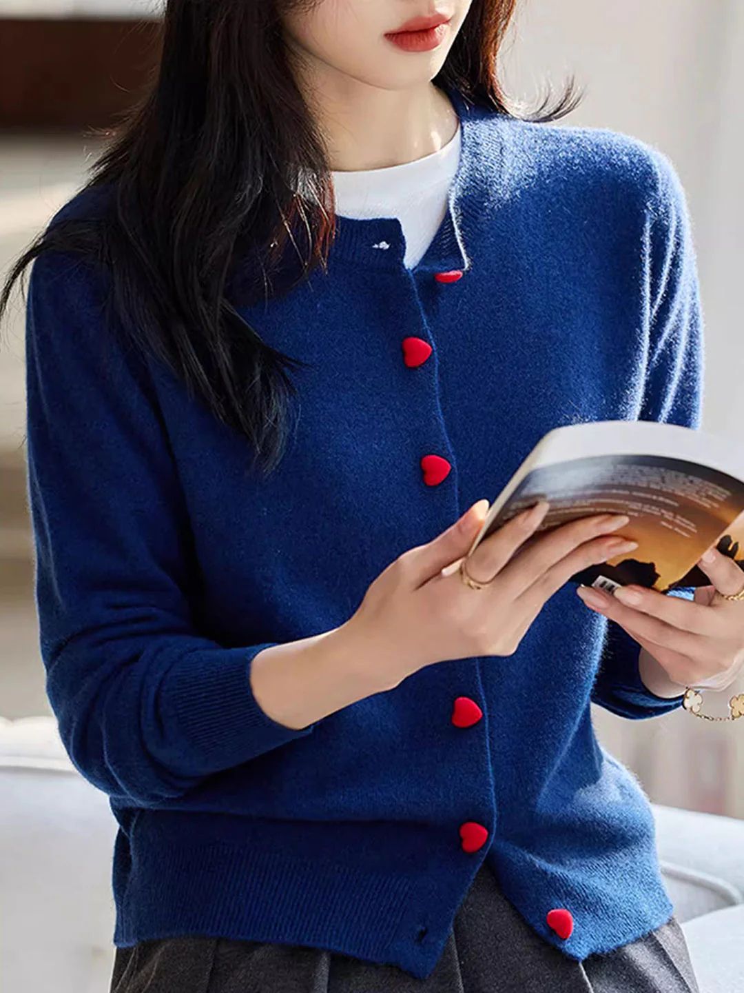 Elegant Crew Neck Heart Button Knitted Cardigan