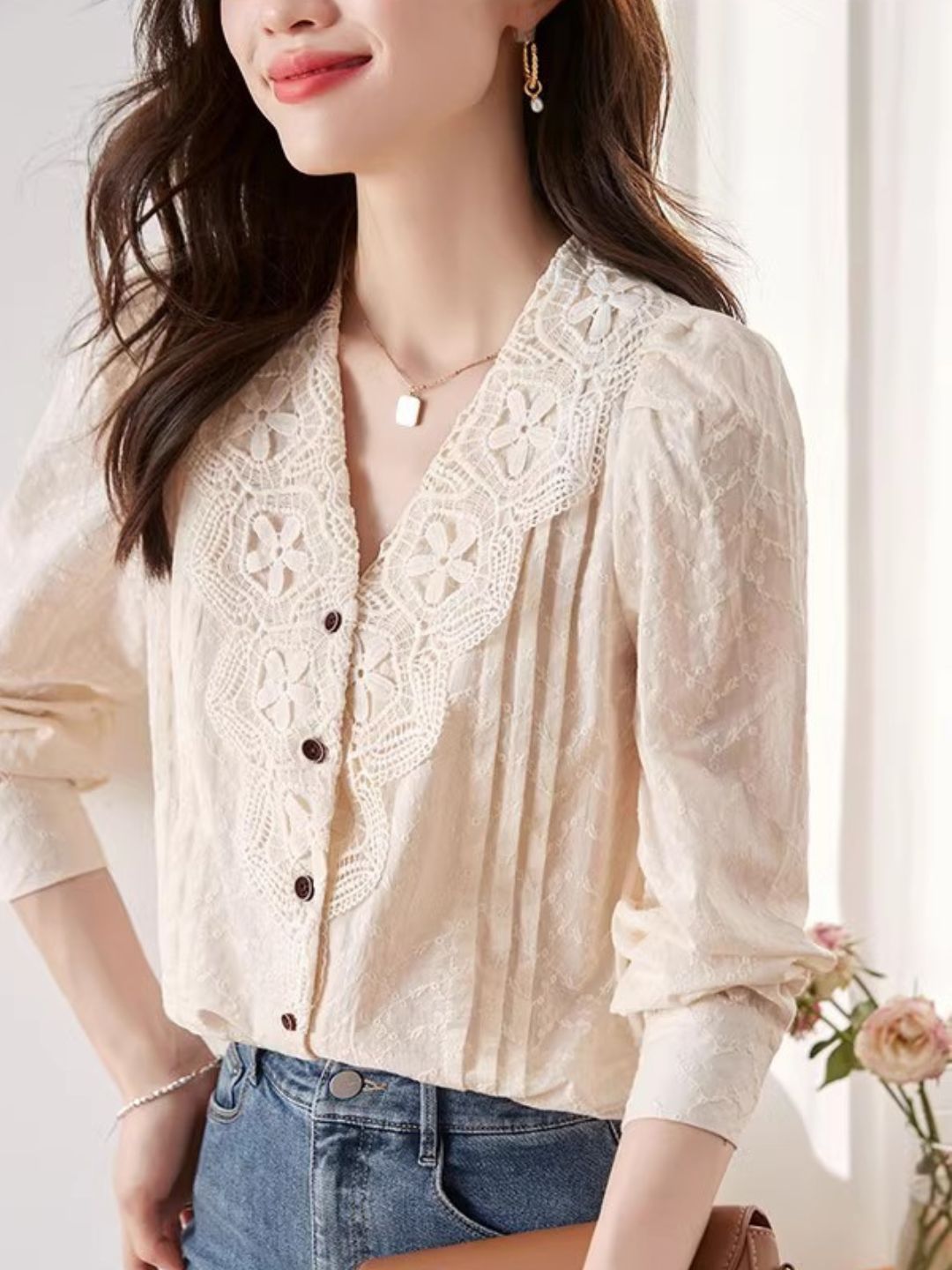 V-neck Lace Shirt Long Sleeve Top