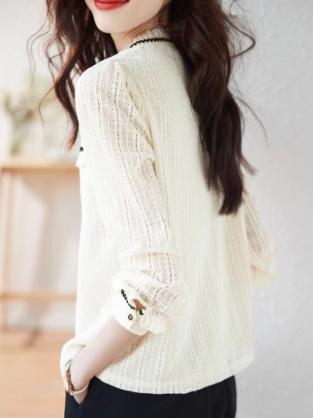 Elegant Lace Long Sleeve Shirt