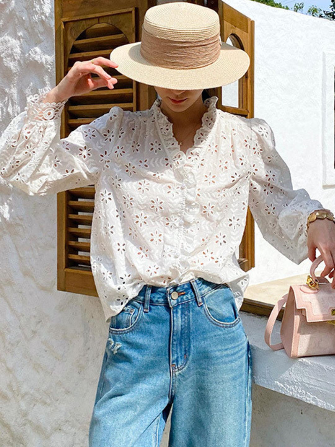 Light Luxury Simple Hollow Top