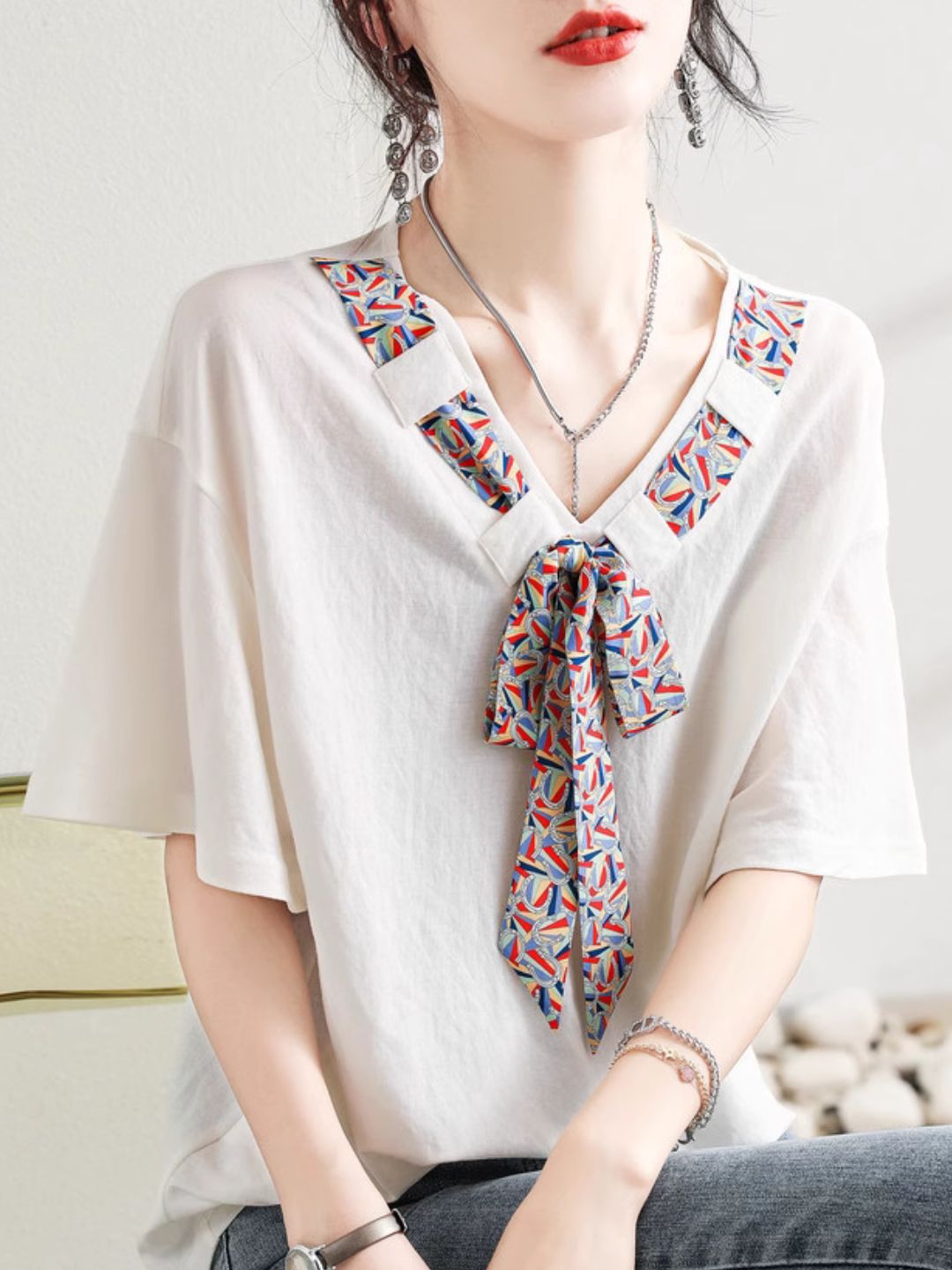 Loose Contrast Ribbon White T-shirt