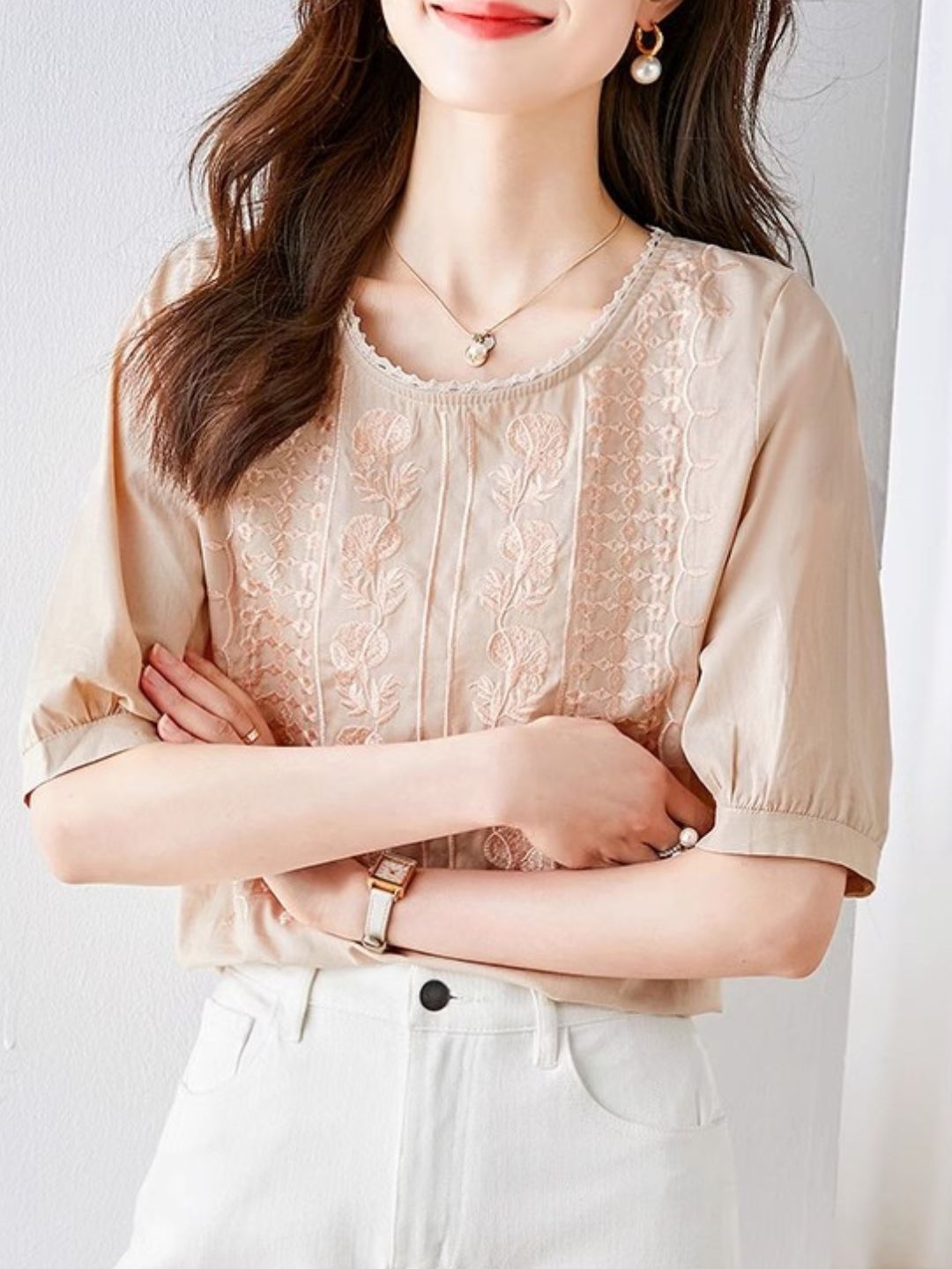 Temperament Embroidered Top