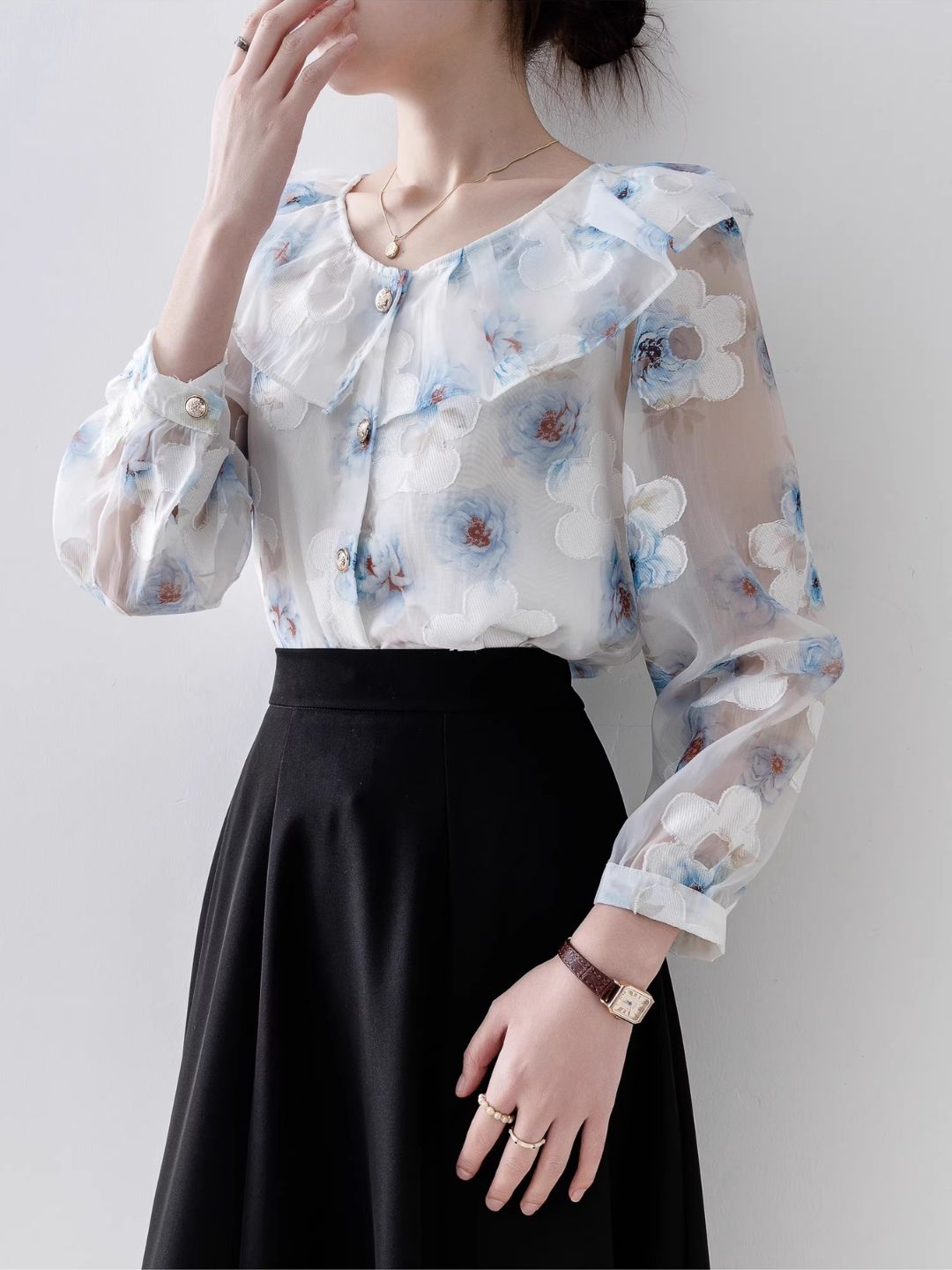 Round Neck Floral Long Sleeve Shirt