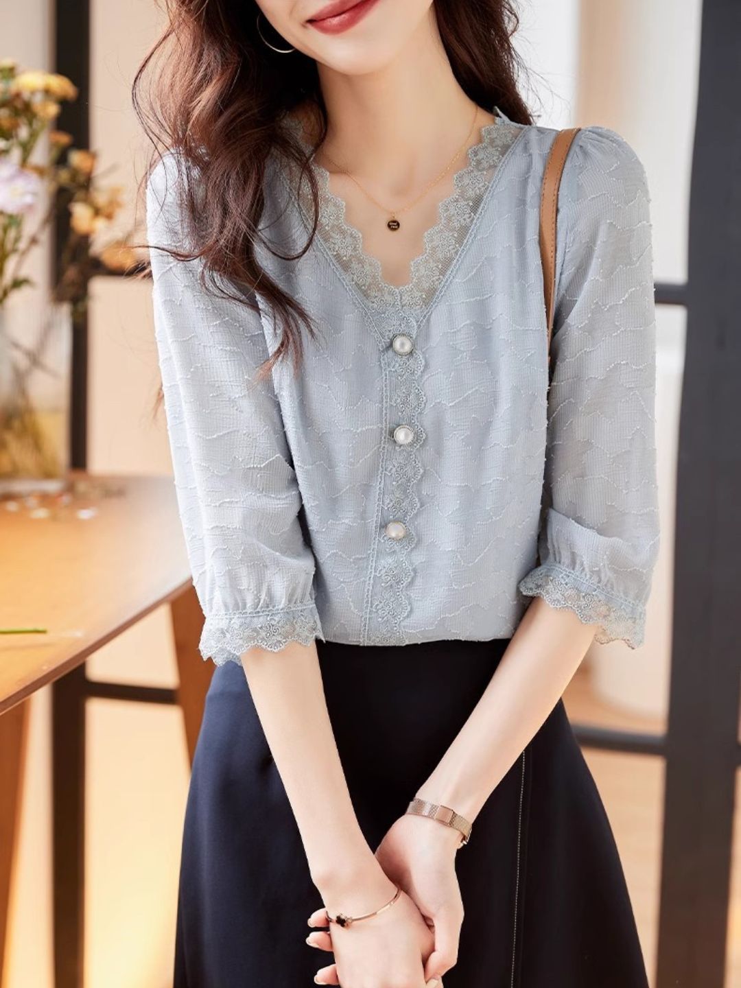 V-neck Lace Loose Top