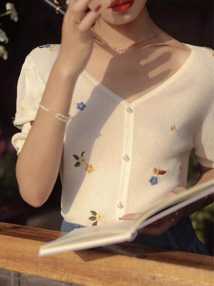 Embroidered Flower Knitted V-neck T-shirt - Green