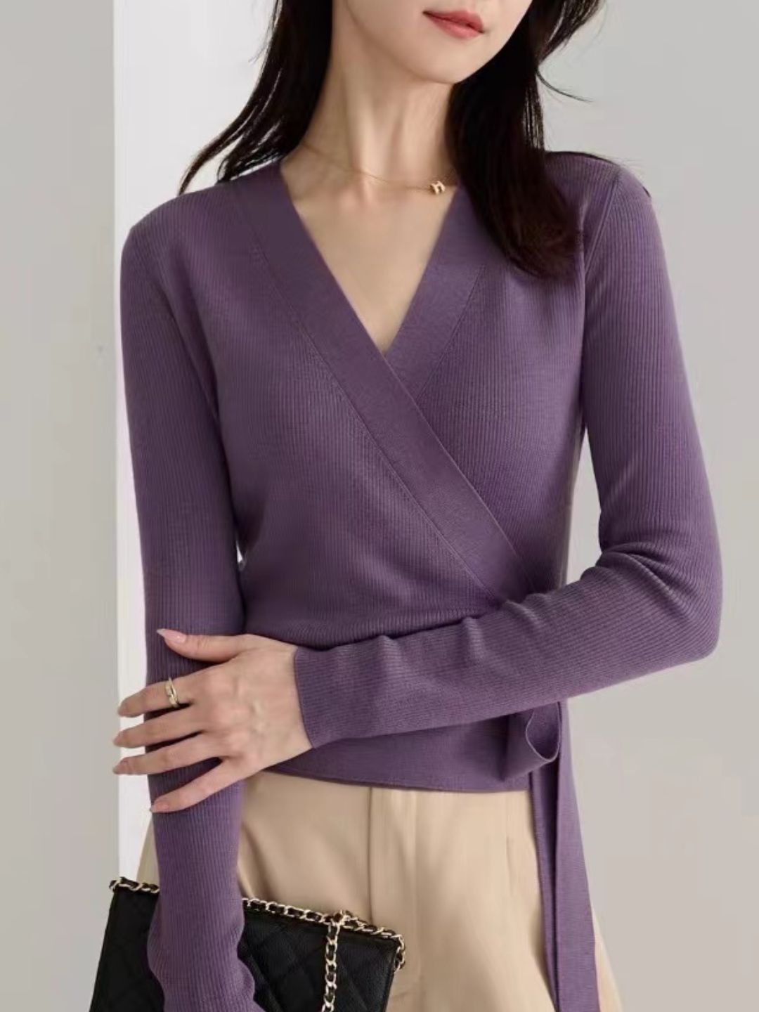 Crossover V-neck Tie Sweater