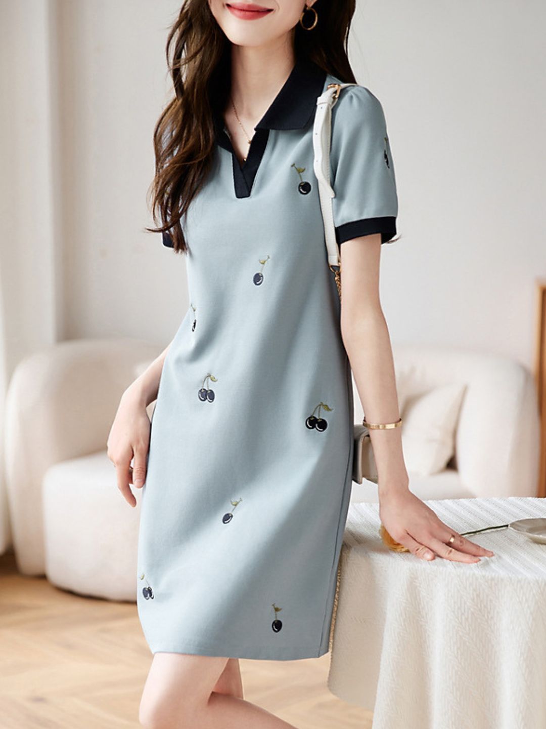 Polo Collar Contrasted Color Stitching Dress