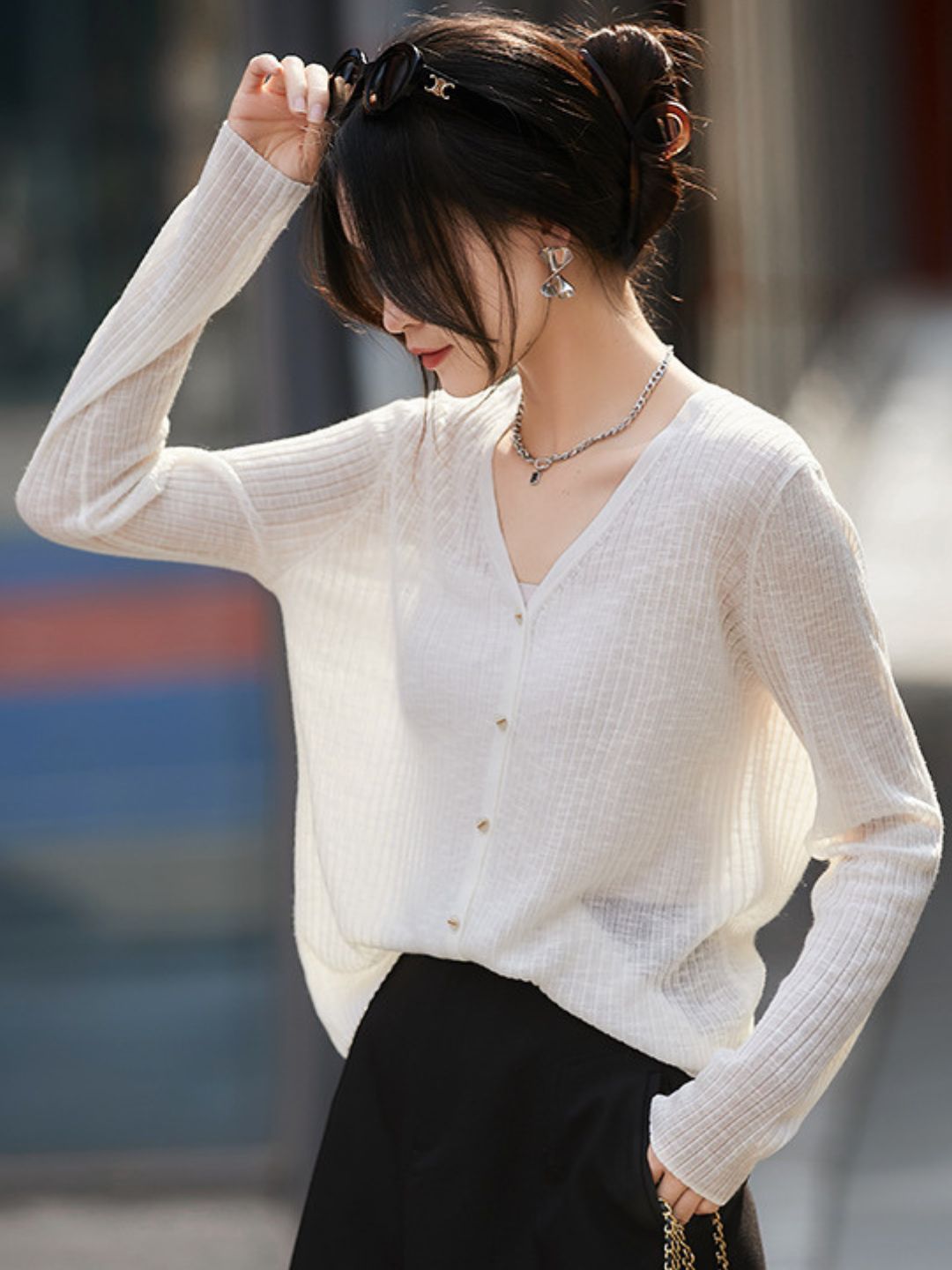 V-Neck Loose Cool Knit Top