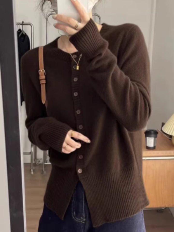 Classic Crew Neck Buttoned Knitted Cardigan - Black