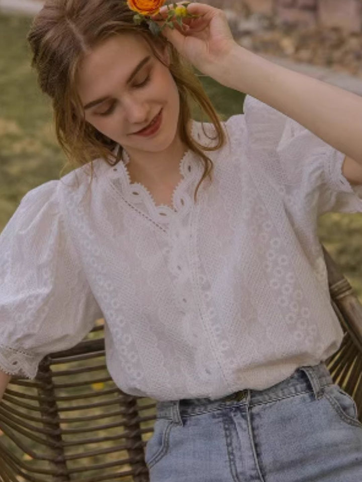 V-neck Lace Puff Sleeve Shirt