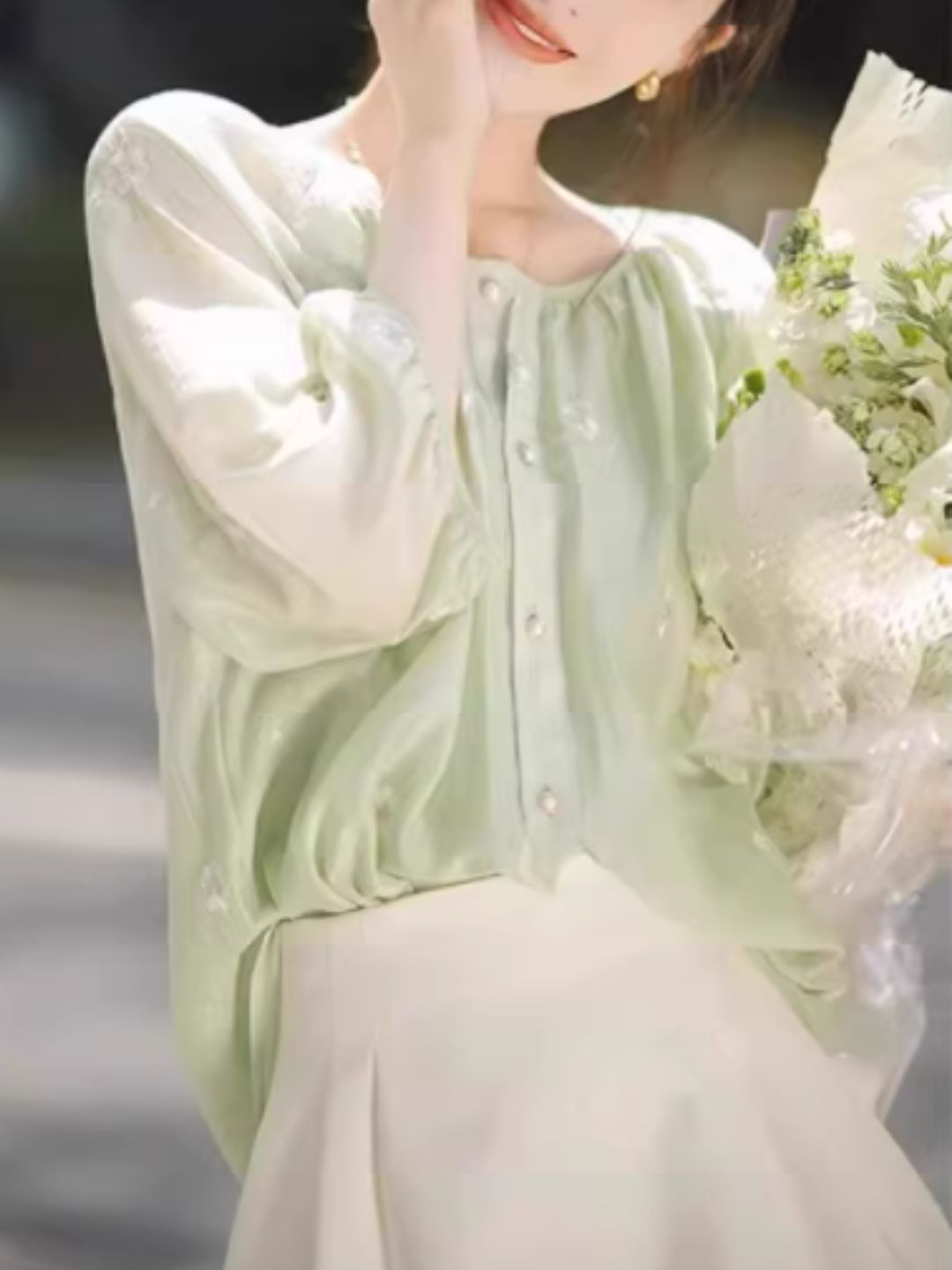 Sweet Floral Short-sleeved Shirt