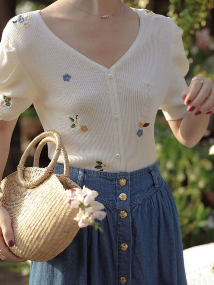 Embroidered Flower Knitted V-neck T-shirt - Green