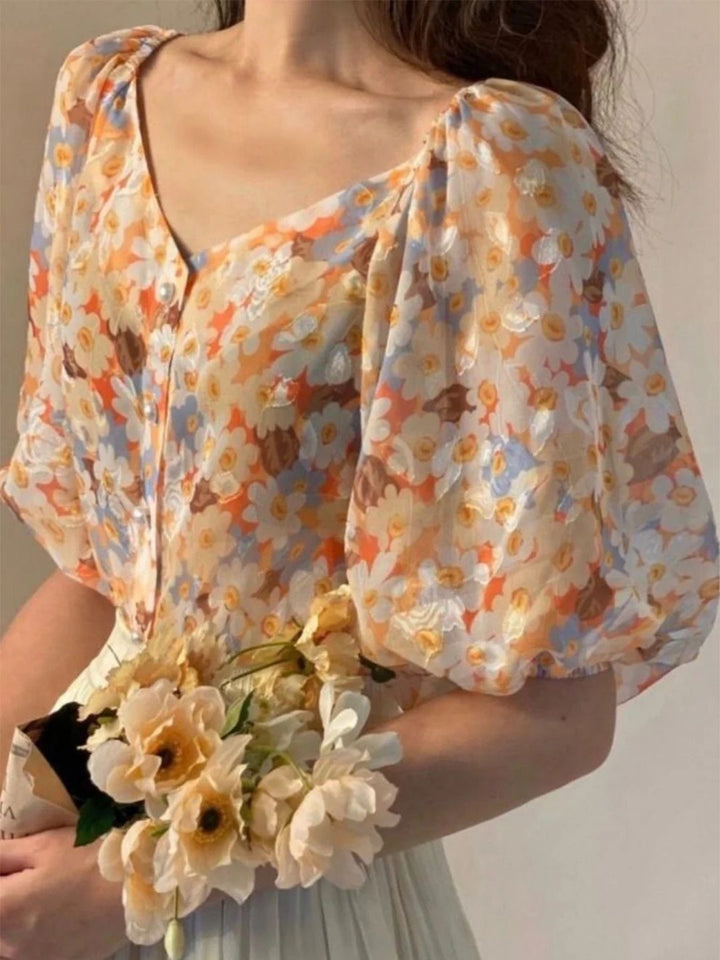 V-neck Puff Sleeve Short Sleeves